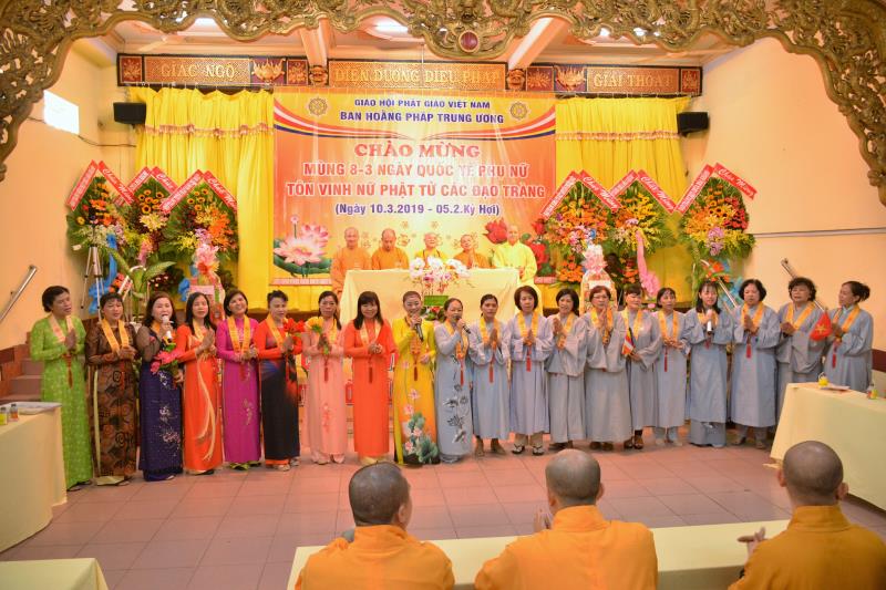 Tp. Hồ Chí Minh: Ban Hoằng Pháp Trung Ương Tổ Chức Lễ Kỷ Niệm Ngày Quốc Tế Phụ Nữ 8/3 Và Tôn Vinh Nữ Phật Tử Tiêu Biểu