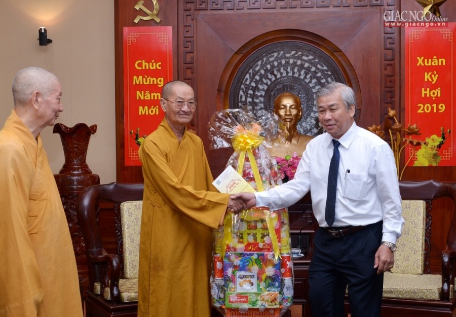 BTS GHPGVN TP.HCM chúc Tết Thành ủy, các cơ quan