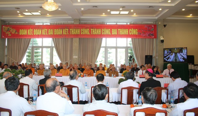 Đồng Nai: Họp mặt chức sắc tu sĩ tôn giáo