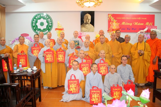 TP.Hồ Chí Minh: Phân ban ni giới trung ương chúc tết các cấp chính quyền