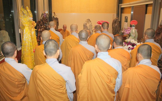 TP.Hồ Chí Minh: Phân ban ni giới trung ương chúc tết các cấp chính quyền