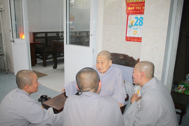 TP.Hồ Chí Minh: Phân ban ni giới trung ương chúc tết các cấp chính quyền