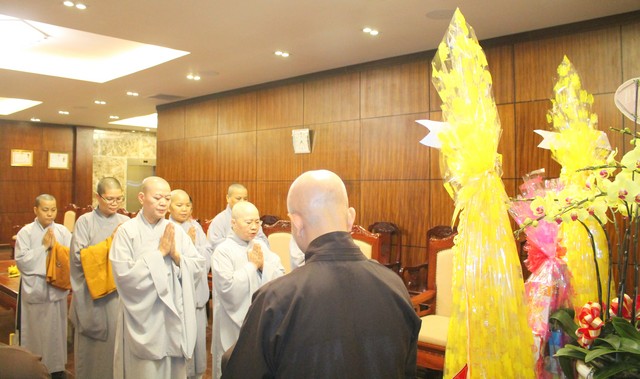 TP.Hồ Chí Minh: Phân ban ni giới trung ương chúc tết các cấp chính quyền