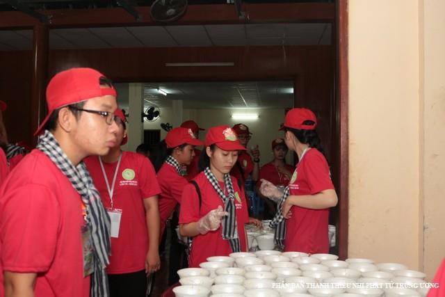 Tuyệt lắm áo đỏ ơi!
