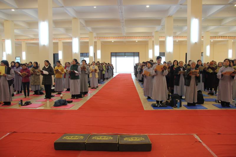 Vĩnh Phúc : Gần 300 người về chùa Vân - Tịnh Viện Vân Sơn tham dự Pháp Hội Đại Bi và Khai Pháp Đầu Năm