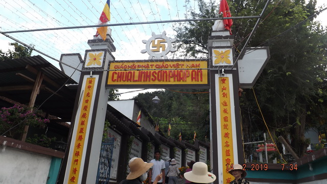 Chùa Linh Sơn Pháp Ấn khai khóa tu niệm Phật đầu năm Kỷ Hợi