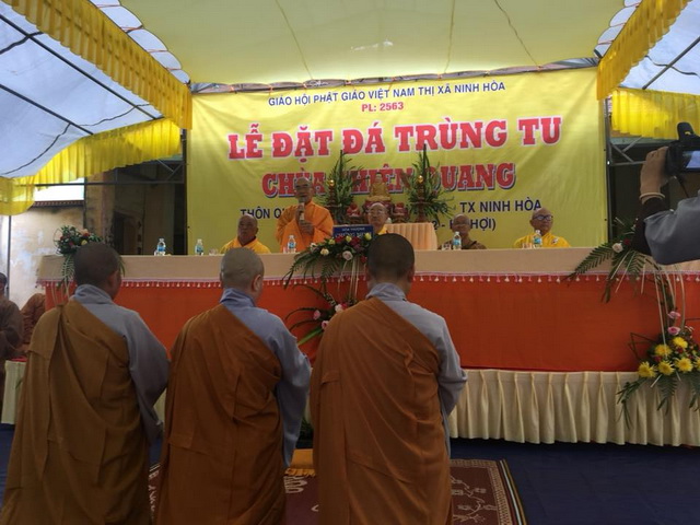 Khánh Hòa: Lễ đặt đá trùng tu chùa Thiên Quang