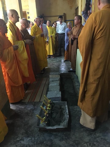 Khánh Hòa: Lễ đặt đá trùng tu chùa Thiên Quang