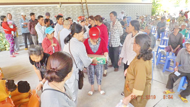 Khánh Hòa: Từ thiện Thiện Tâm tặng quà Tết