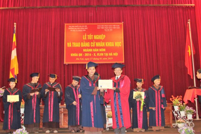 Hà Nội: 70 Tăng Ni sinh nhận bằng cử nhân ngành Hán Nôm