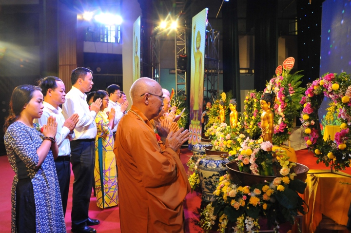 Hà Nội: Trang nghiêm Đại lễ Phật đản PL.2563