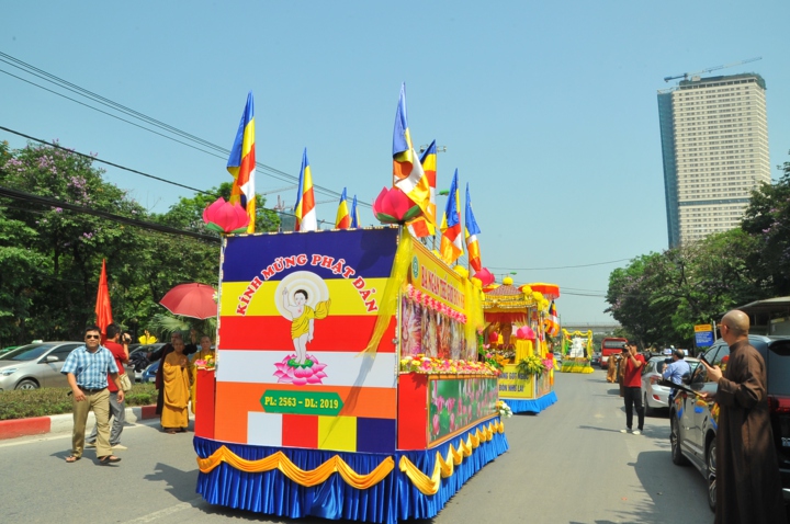 Hà Nội: Trang nghiêm Đại lễ Phật đản PL.2563