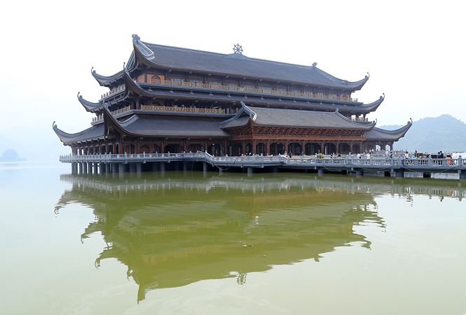 Cận cảnh chùa Tam Chúc được gấp rút hoàn thiện trước Đại lễ Vesak 2019