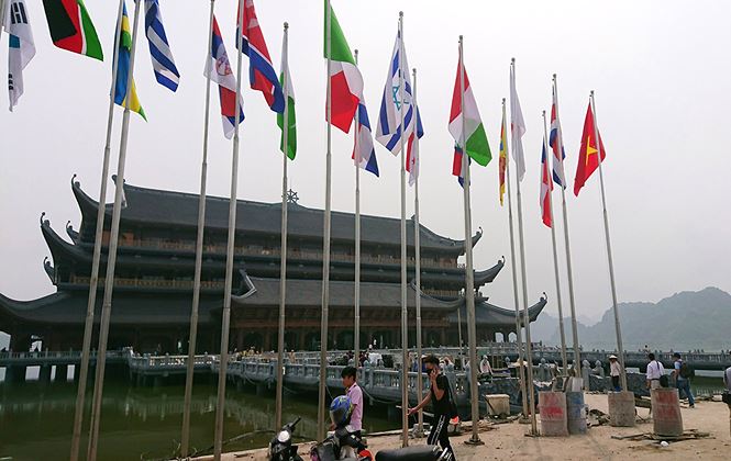 Cận cảnh chùa Tam Chúc được gấp rút hoàn thiện trước Đại lễ Vesak 2019