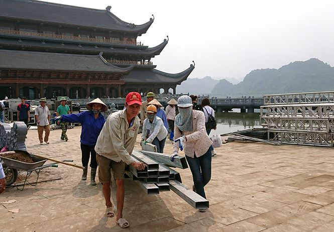 Cận cảnh chùa Tam Chúc được gấp rút hoàn thiện trước Đại lễ Vesak 2019