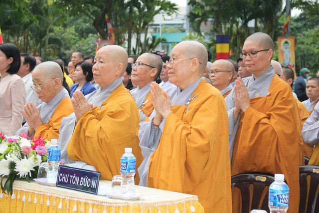 Tp.Hồ Chí Minh: Ban trị sự PG Q.Phú Nhuận Trọng thể cử hành Đại lễ Phật đản 2563 - DL.2019