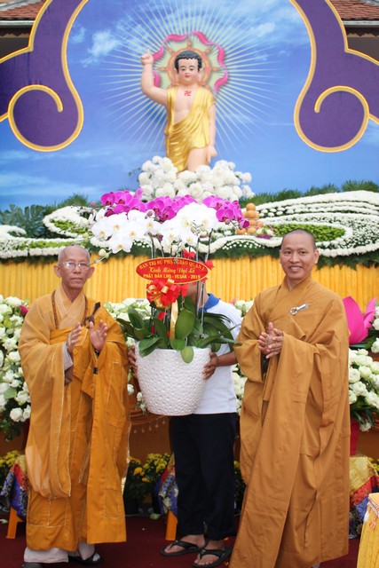Tp.Hồ Chí Minh: Ban trị sự PG Q.Phú Nhuận Trọng thể cử hành Đại lễ Phật đản 2563 - DL.2019