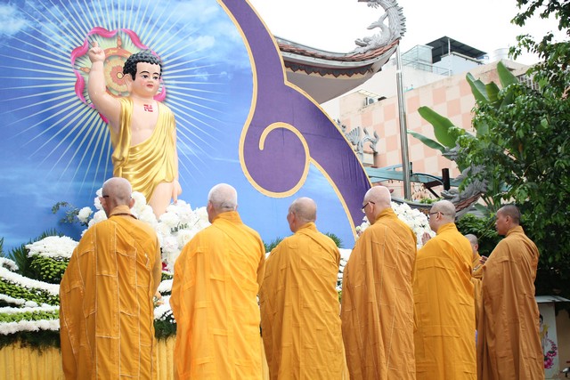 Tp.Hồ Chí Minh: Ban trị sự PG Q.Phú Nhuận Trọng thể cử hành Đại lễ Phật đản 2563 - DL.2019
