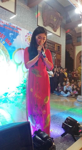 Khánh Hòa: Đêm văn nghệ chào mừng Phật đản tại chùa Hưng Long