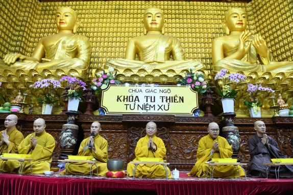 Tổng Kết Chương Trình  Cúng Dường Trai Phạn Và Hộ Trì Cho Khóa Tu (Gn3)