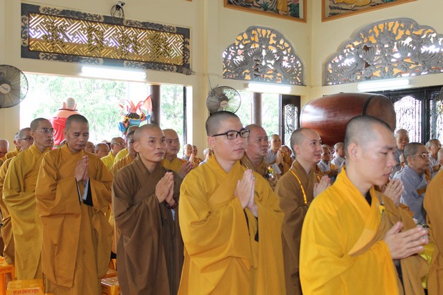 TP Hồ Chí Minh: Lễ dâng Y Vu Lan - PL 2563  Húy kị Hòa thượng Thích Tâm Châu lần thứ II