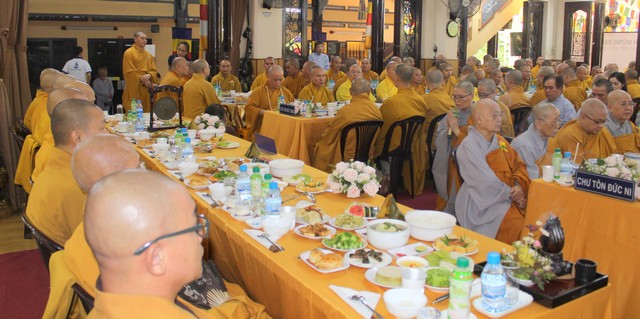 TP Hồ Chí Minh: Lễ dâng Y Vu Lan - PL 2563  Húy kị Hòa thượng Thích Tâm Châu lần thứ II