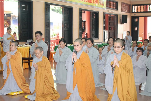 Bình Phước: Quan Âm tu viện Cúng dường trường hạ chùa Quang Minh