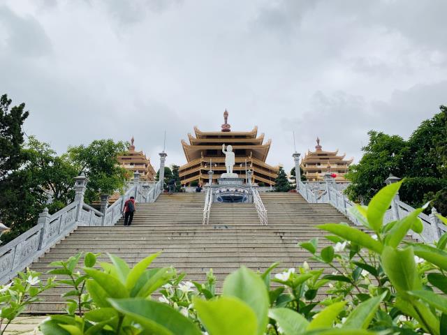 Phật Giáo Việt Nam Trong Dòng Chảy Đương Đại