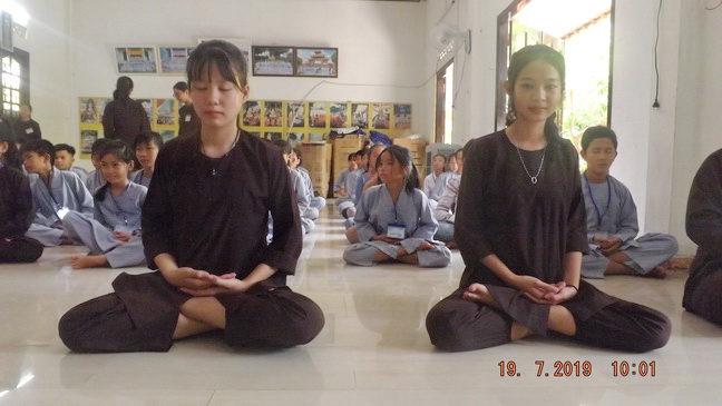 Khánh hòa: Hơn 300 bạn trẻ tham dự khóa tu “Tìm về tuổi thơ”