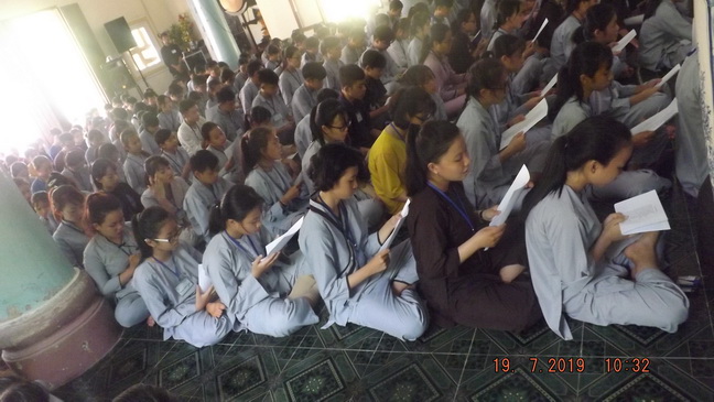 Khánh hòa: Hơn 300 bạn trẻ tham dự khóa tu “Tìm về tuổi thơ”