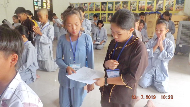 Khánh hòa: Hơn 300 bạn trẻ tham dự khóa tu “Tìm về tuổi thơ”