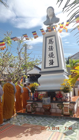 Khánh Hòa: Tưởng niệm 56 năm NS.Diệu Quang vị pháp thiêu thân