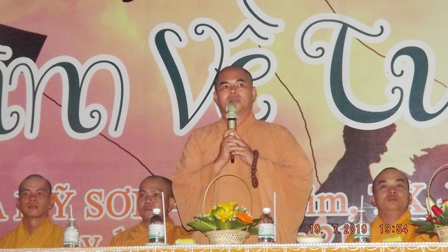 Khánh hòa: Hơn 300 bạn trẻ tham dự khóa tu “Tìm về tuổi thơ”
