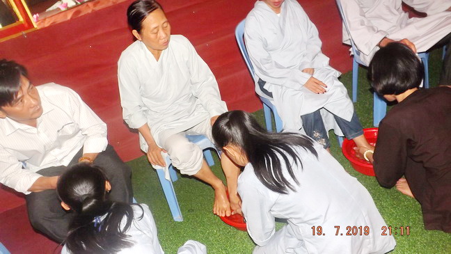 Khánh hòa: Hơn 300 bạn trẻ tham dự khóa tu “Tìm về tuổi thơ”