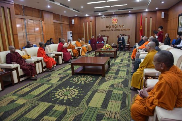 Ban thường trực của Diễn đàn Phật giáo châu Á vì hoà bình (ABCP) thăm GHPGVN và Bộ Nội vụ