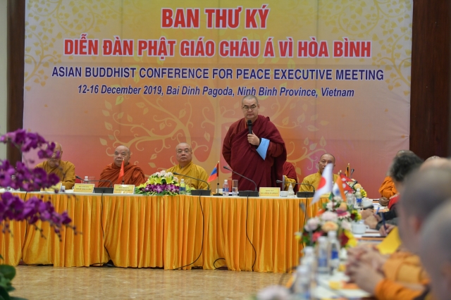 Ban thư ký Diễn đàn Phật giáo châu Á vì hòa bình họp tại chùa Bái Đính