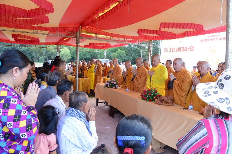 Tổng kết chương trình cúng dường Trai Tăng và Trao quà cho 183 hộ dân ở Tây Ninh (C225)