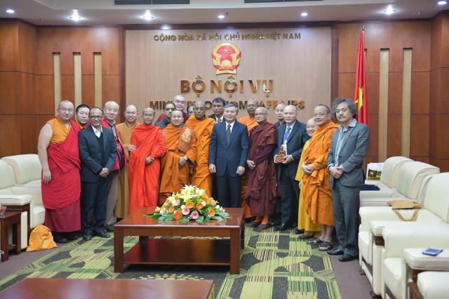 Ban thường trực của Diễn đàn Phật giáo châu Á vì hoà bình (ABCP) thăm GHPGVN và Bộ Nội vụ