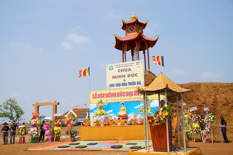 Quảng Ngãi: Chùa Minh Đức tổ chức lễ chú nguyện rót đồng đúc Đại Hồng Chung