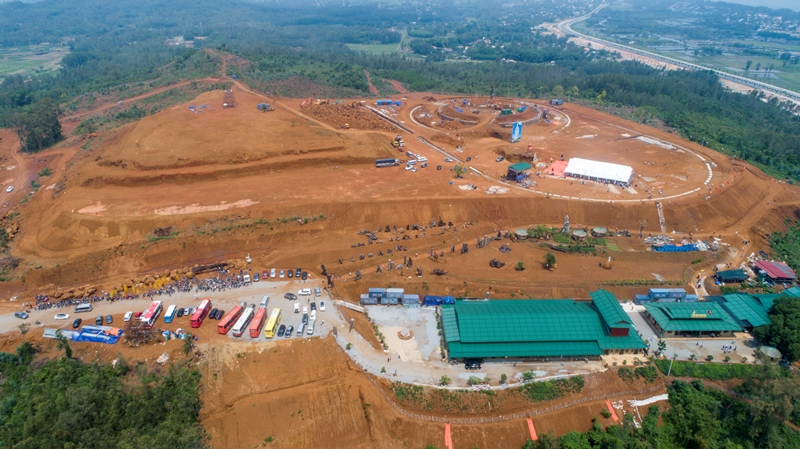 Quảng Ngãi: Chùa Minh Đức tổ chức lễ chú nguyện rót đồng đúc Đại Hồng Chung