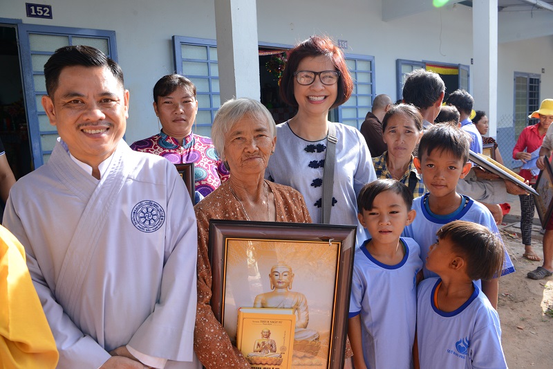 Tổng kết chương trình cúng dường Trai Tăng và Trao quà cho 183 hộ dân ở Tây Ninh (C225)