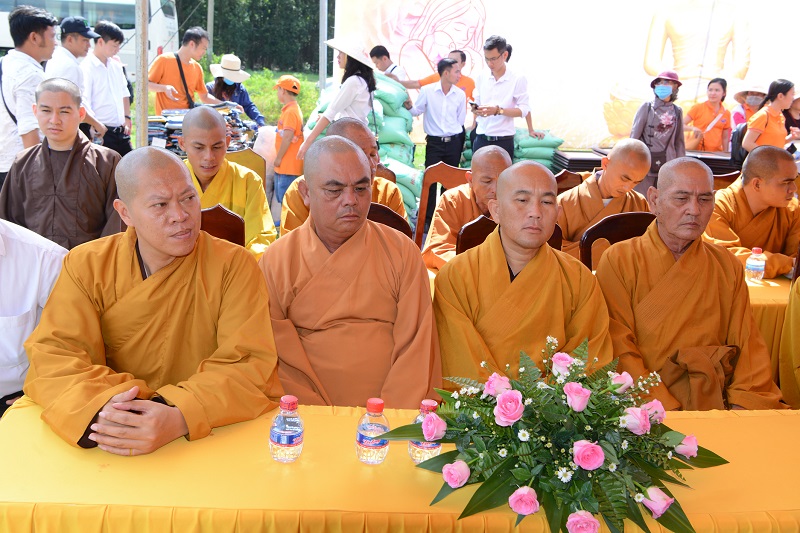 Tổng kết chương trình cúng dường Trai Tăng và Trao quà cho 183 hộ dân ở Tây Ninh (C225)