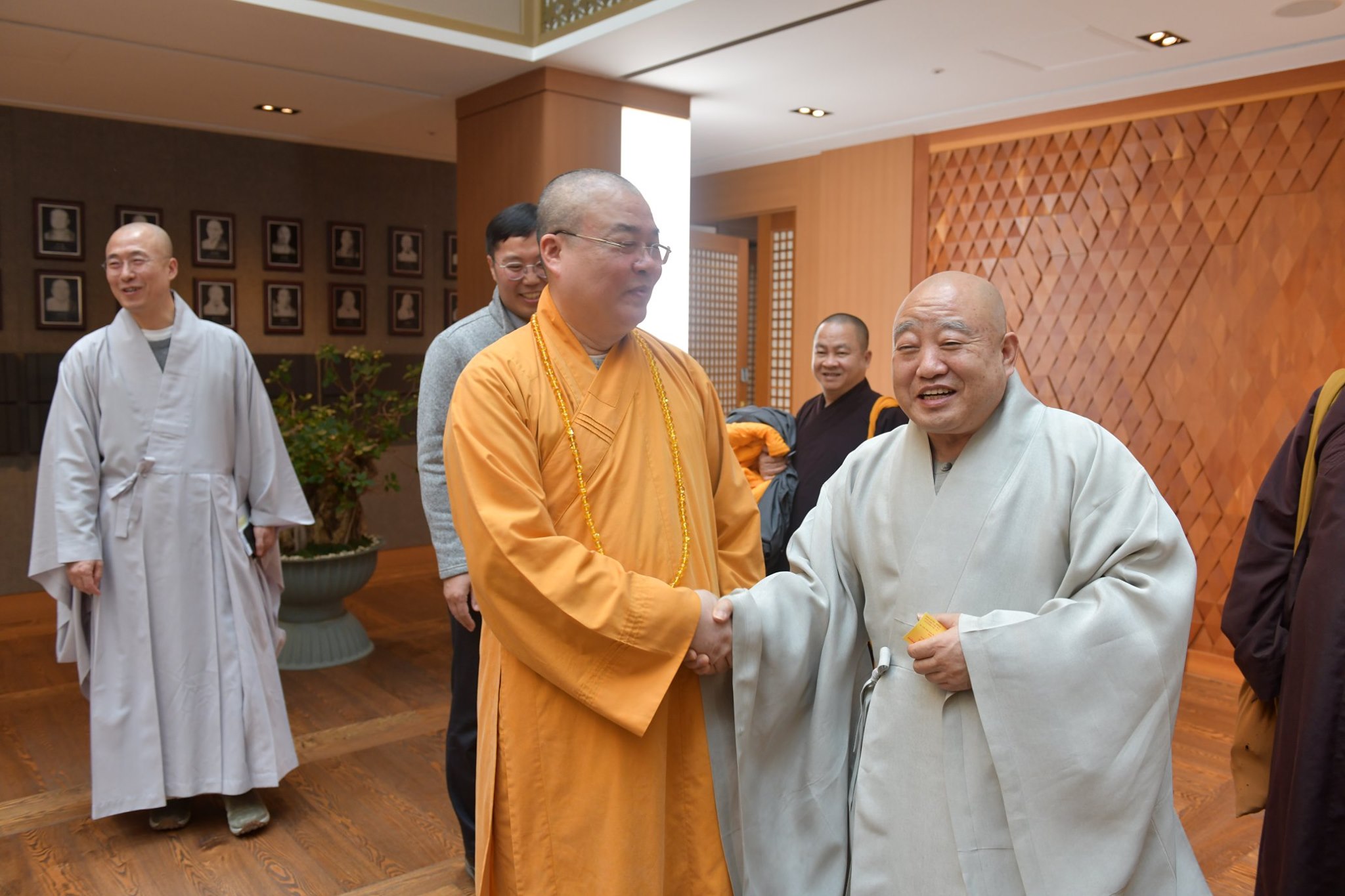 HÀN QUỐC: PHÁI ĐOÀN GHPGVN THĂM VÀ LÀM VIỆC VỚI CHỦ TỊCH TÔNG TÀO KHÊ
