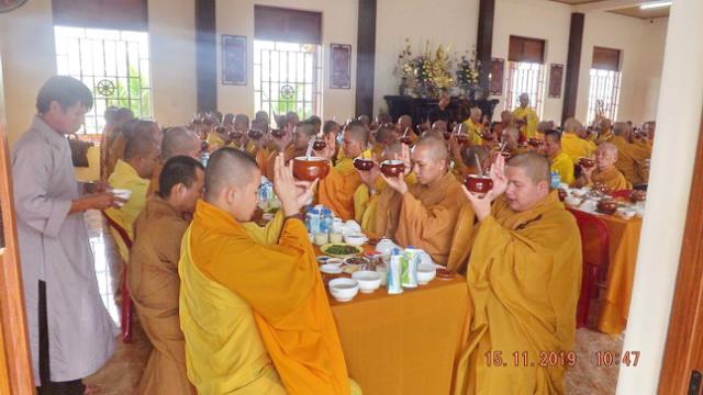 Khánh Hòa: Chùa Phước Lễ Tổ Chức Trai Đàn Dược Sư Và Chẩn Tế