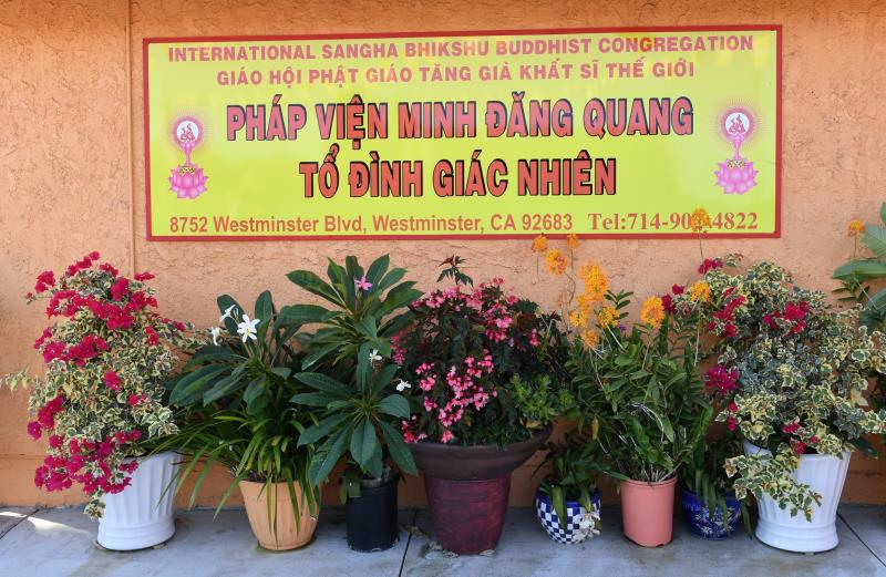 Hai Ngôi Chùa Việt Ở Hoa Kỳ  Nhận Bằng Xác Lập  Kỷ Lục Người Việt Toàn Cầu