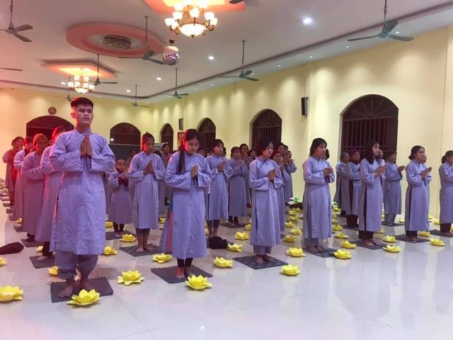 Thái Bình: Đêm hoa đăng vía Phật Di Đà tại chùa Hoằng Văn