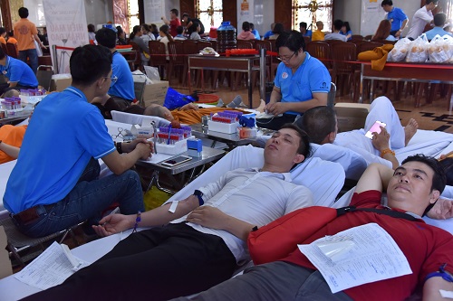 Chùa Giác Ngộ: Hơn 450 Người Đăng Ký Tham Gia Hiến Máu Trong Ngày 02.11.2019 (HM31)
