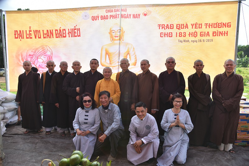 Tổng kết chương trình cúng dường Trai Tăng và Trao quà cho 183 hộ dân ở Tây Ninh (C225)