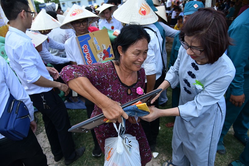 Tổng kết chương trình cúng dường Trai Tăng và Trao quà cho 183 hộ dân ở Tây Ninh (C225)