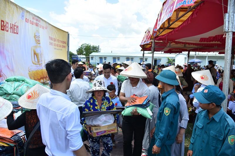 Tổng kết chương trình cúng dường Trai Tăng và Trao quà cho 183 hộ dân ở Tây Ninh (C225)